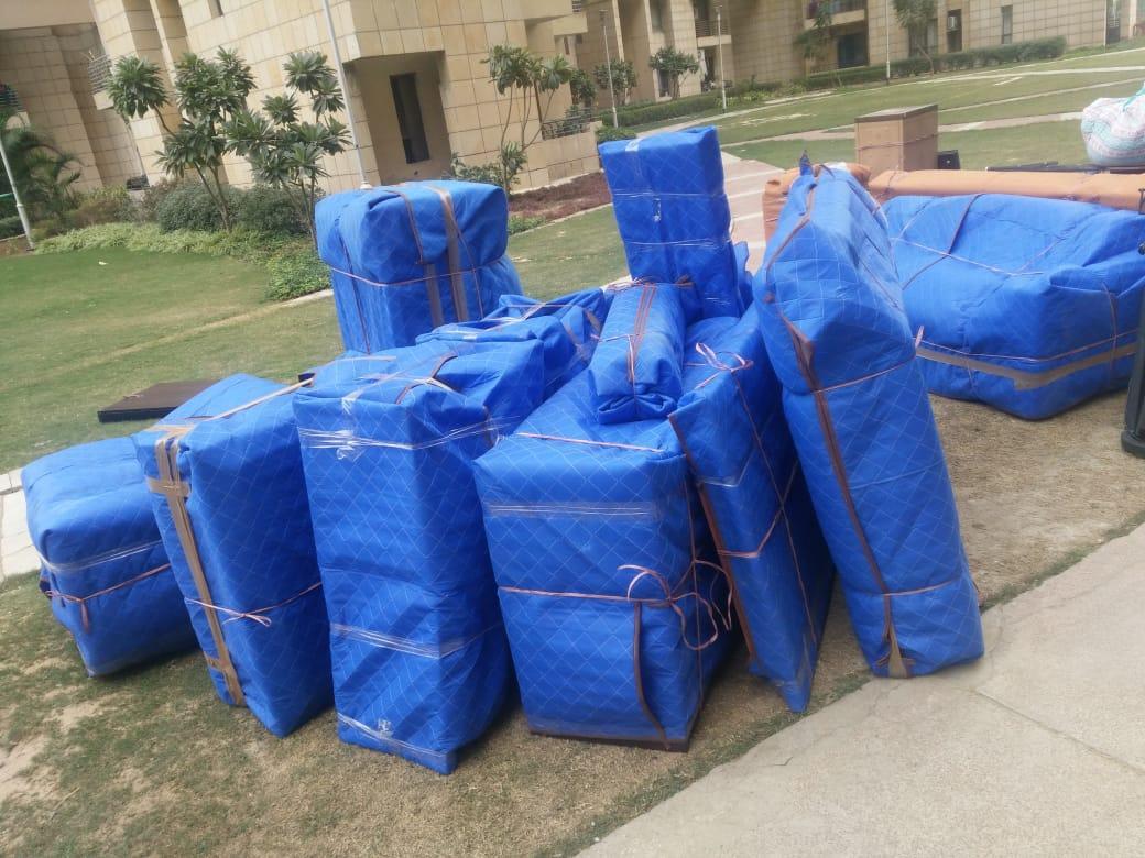 Movers & Packers